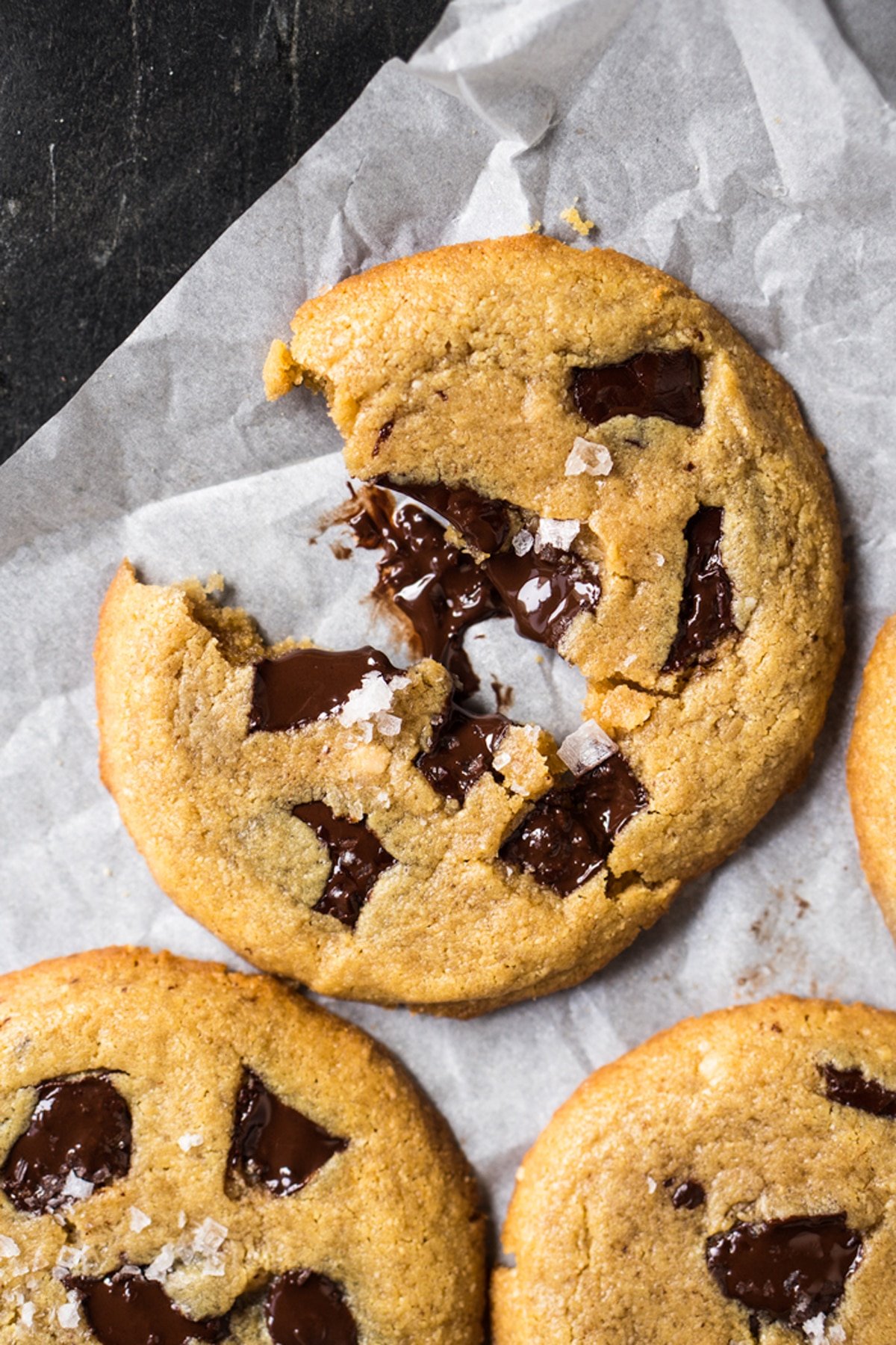 Flourless cookies with chocolate chunks and flaky sea salt