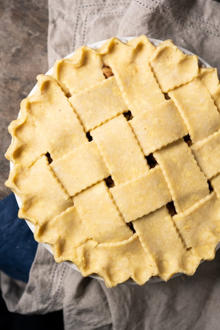 Unbaked gluten free and keto mocked apple pie