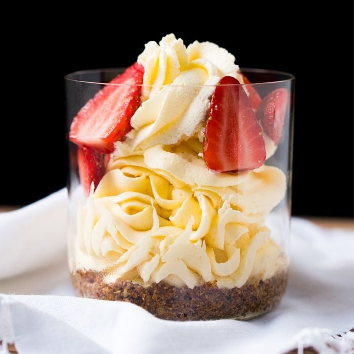 No-Bake Gluten Free & Keto Cheesecake For-1 #keto #lowcarb #glutenfree #healthyrecipes #cheesecake
